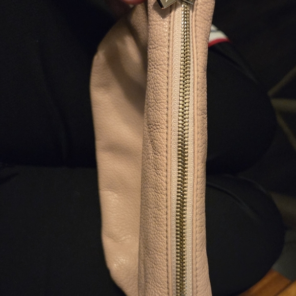 FURLA Pink Pebbled Crossbody Bag Elegant Bag EUC 🌷💖 - Picture 4 of 6